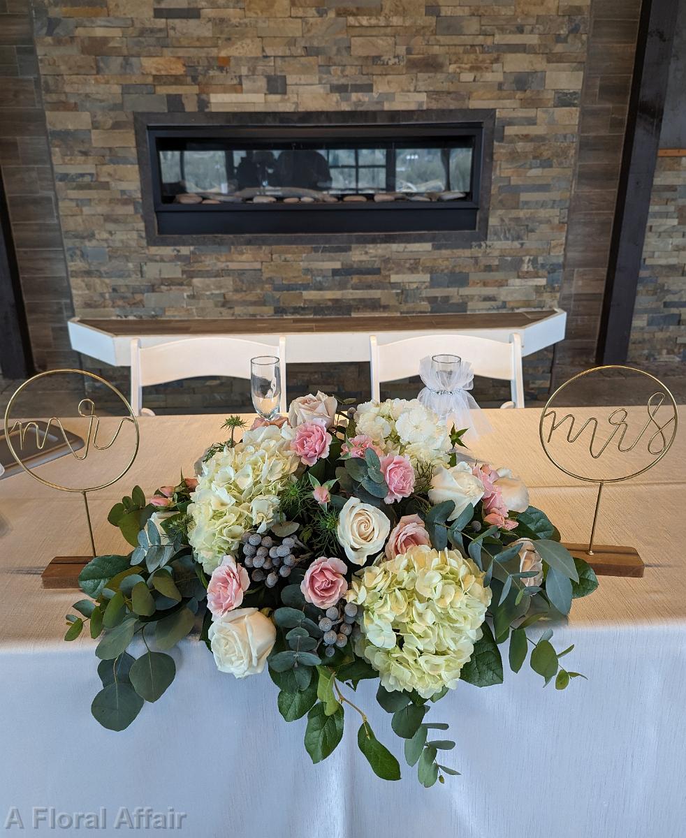 RF1551 - Blush and white sweetheart table centerpiece