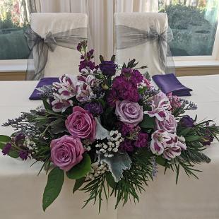 FT0757-Shades of Purples of Sweetheart Table Arrangement