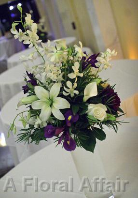 RF1023-Purple and White Elegant Chic Tall Centerpiece