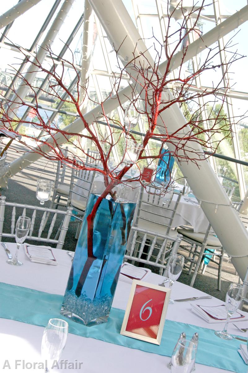 RF1084-Red and Aqua Contemporary Tall Centerpiece
