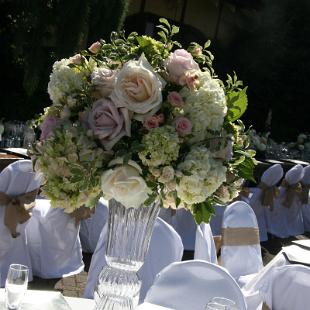 RF1157-Tall Blush and Ivory Romantic Garden Centerpiece