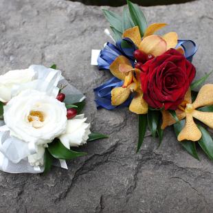 BF0434-Red, Blue and Gold Corsage