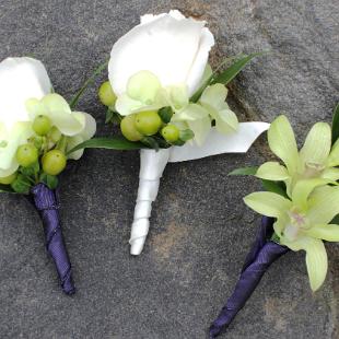 BF0562-Green, White and Lapis Boutonnieres