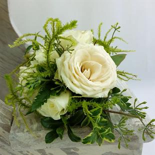 BF0750-Ivory Natural Woodland Moss and Rose Corsage
