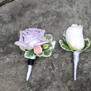 BF0457-Lavender and Blush Boutonnieres