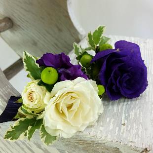 BF0710-Purple Lisianthus and White Rose Boutonnieres