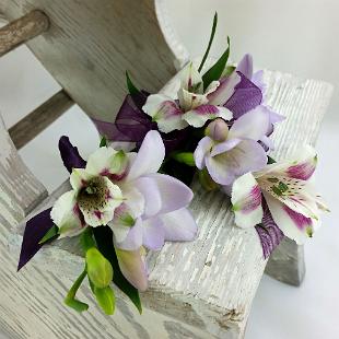 BF0715-Lavender Freesia and Alstroemeria Boutonniere and Corsage