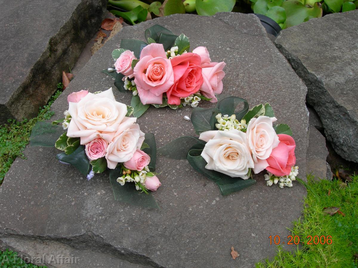 BF0127-Peach and Coral Corsages
