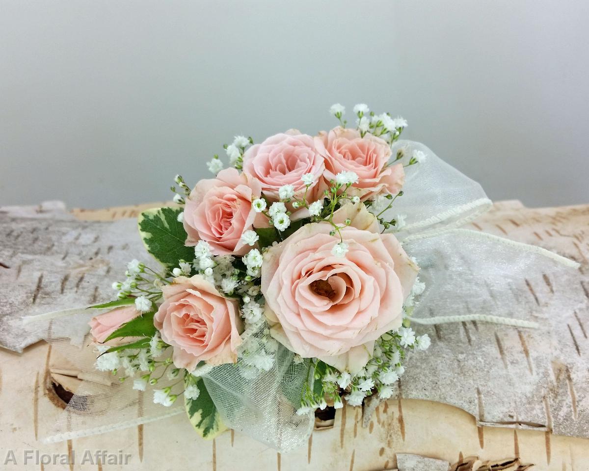 BF0730-Light Pink Rose and Baby's Breath Pin On Corsage