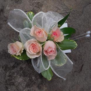 BF0399-Classic Pink Pin on Corsage