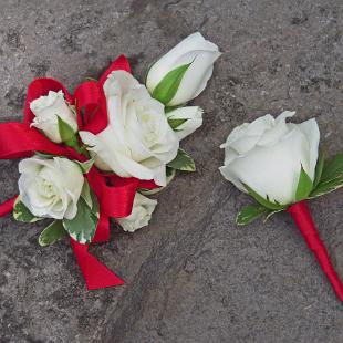 BF0396-Red and White Rose Corsage and Boutonniere