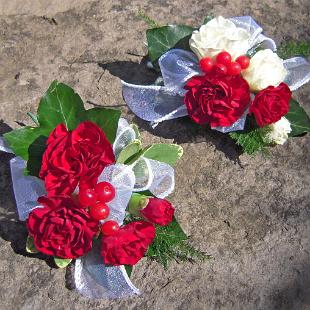 BF0418-Red and White Carnation Corsages