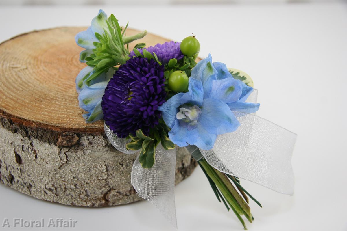 BF0632-Wild Flower Boutonniere