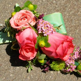 BF0102-Garden Corsage