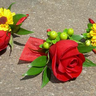 BF0314-Rose and Sunflower Boutonnieres