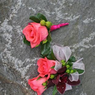 BF0493-Watermelon and Kiwi Green Boutonniere and Corsage.