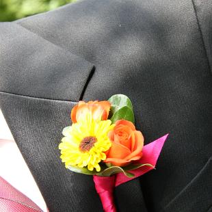 BF0503-Bright Fun Groomsmen's Boutonniere