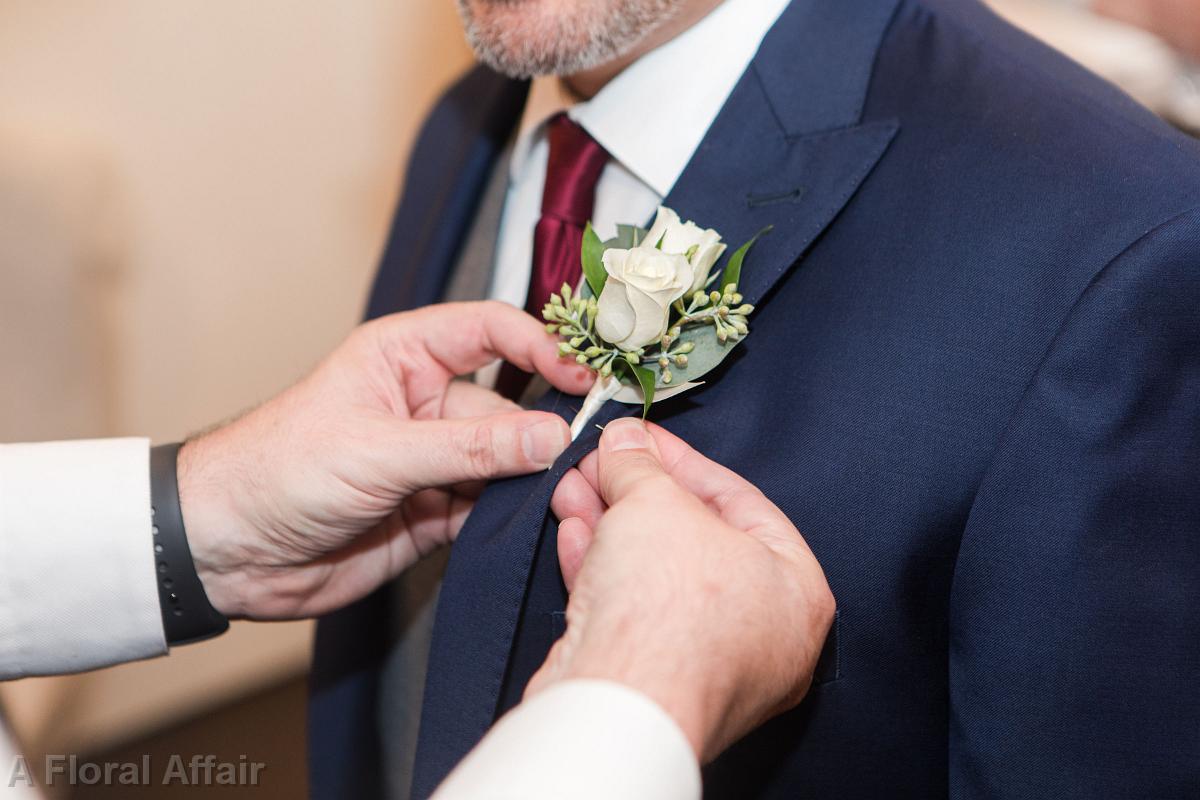 BF0826- White and Green Boutonniere