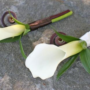 BF0497-Calla Lily and Fern Curl Boutonnieres