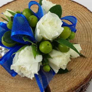 BF0669-White pearl and rose wrist corsage